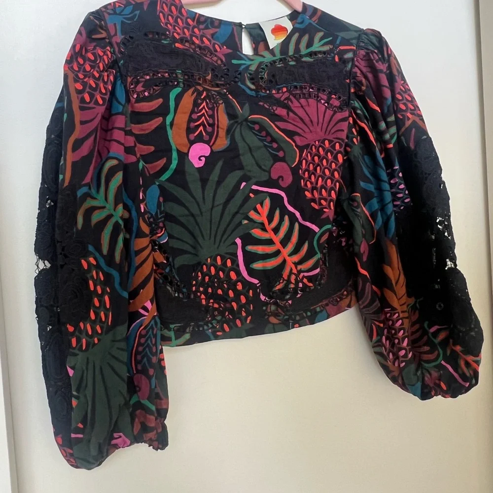 FARM Rio Multicolor Tropical Puff Sleeve Blouse - Picture 2 of 4